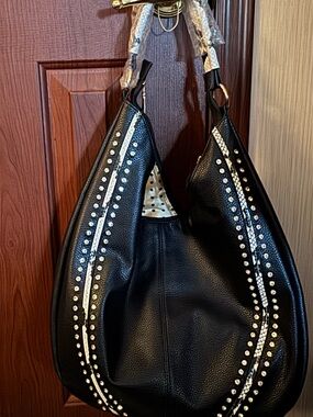 Black Studded Leather Hobo Bag NWT/Silver Accents/Snakeskin ORIG $45;SELLING $30